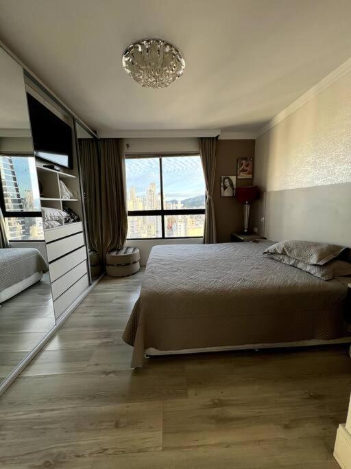 Apartamento No Centro, Com Vista Mar E Cristo Luz Balneário Camboriú エクステリア 写真